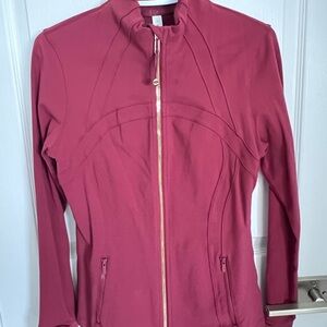 lululemon athletica Define Jacket in Mulled Wine and Gold Zipper